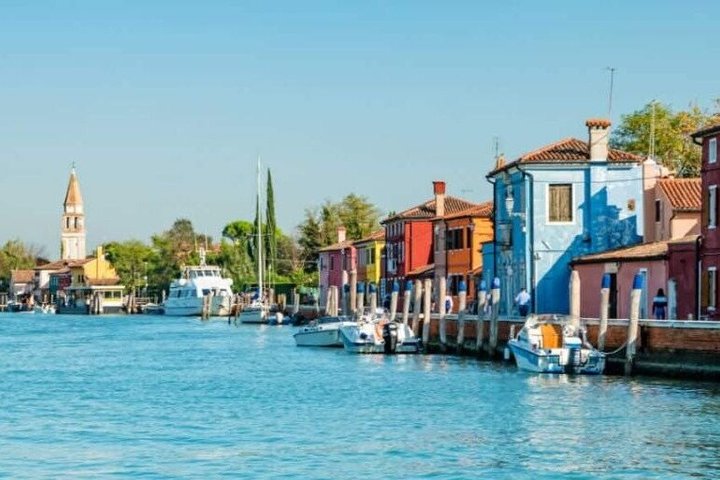 Burano and Mazzorbo A Colorful Dream of Lace and History