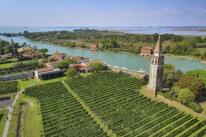 Burano and Mazzorbo A Colorful Dream of Lace and History