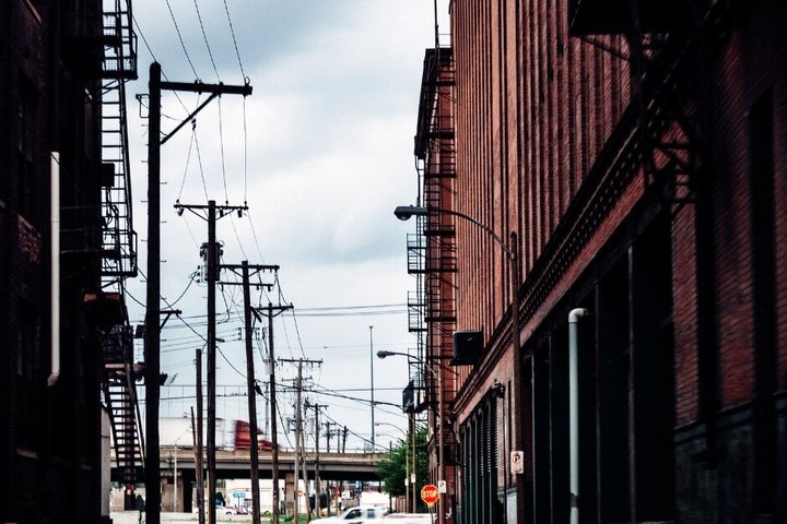 St. Louis Haunted Pub Crawl Ghost Stories and Drinks