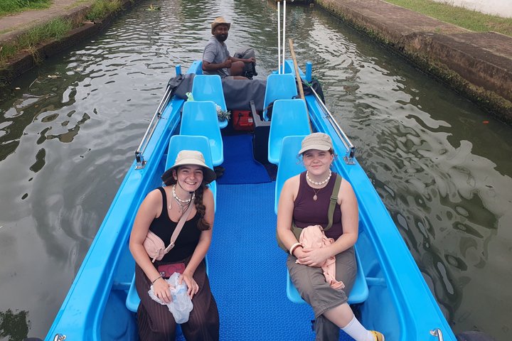 Negombo Lagoon Boat Safari Hotel Pickup(Monkey,Mangrove)