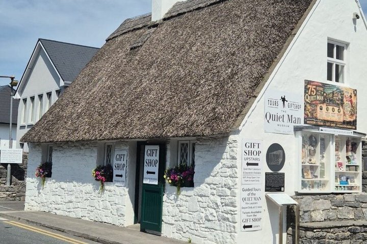The Quiet Man Trail Connemara Filming Tour Cong Kylemore Abbey