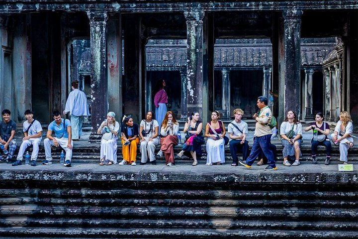 Angkor Wat Sunrise or Sunset Tour with Guide from Siem Reap