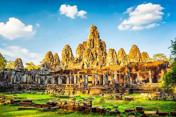 Angkor Wat Sunrise Private Tour with Guide from Siem Reap