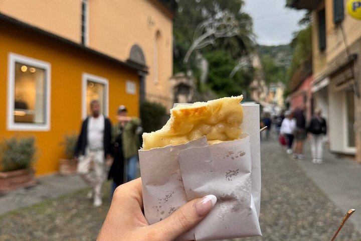 Portofino Boat and Walking Tour with Pesto Cooking & Lunch