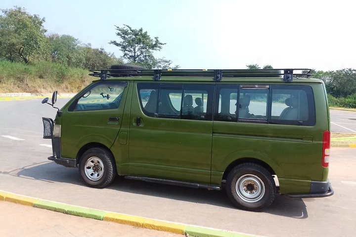 3 Day Gorilla Trekking in Mgahinga Start and End in Rwanda