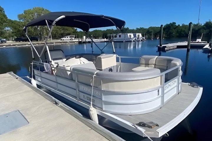 20ft Lexington II Pontoon Rental at Flamingo Everglades