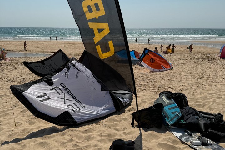 Kitesurf Experience 2h - Caparica, Lisbon