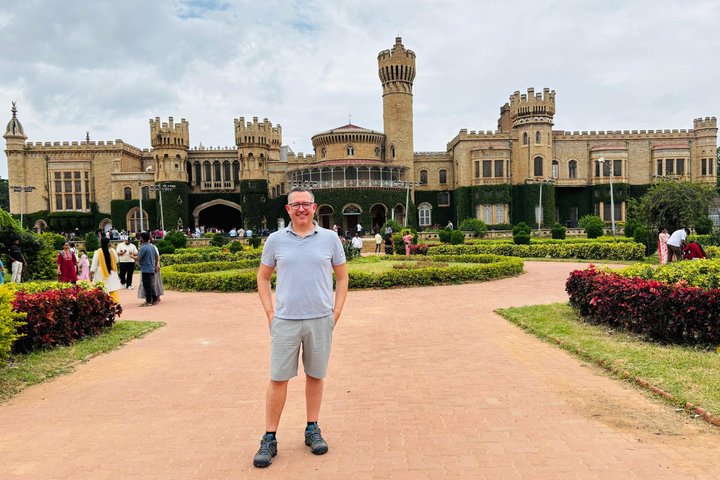 Ultimate Bangalore Full-Day Tour: Palaces, Temples & Markets