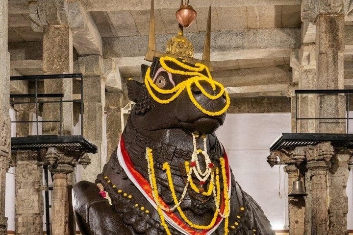 Ultimate Bangalore Full-Day Tour: Palaces, Temples & Markets