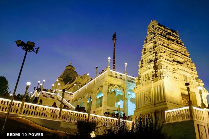 Hyderabad: A Private Full-Day Guided City Tour with Ethnic Lunch