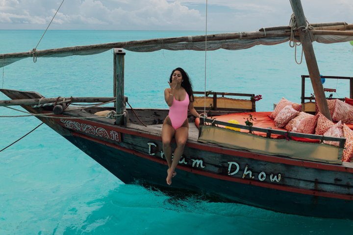 Private/Sharing: Explore Mnemba Island with a dhow
