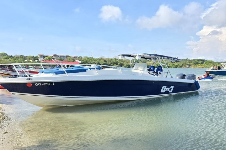 38 Ft Wahoo Private Speed Power Boat Rental Cartagena