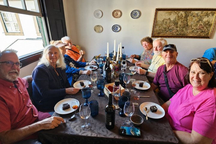 Douro Valley Small-Group Wine Tour: 2 Wineries, Cruise & Lunch