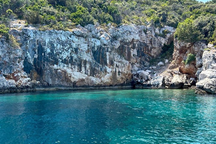 Trogir/Split: Private Blue Lagoon & Snorkelling Adventure