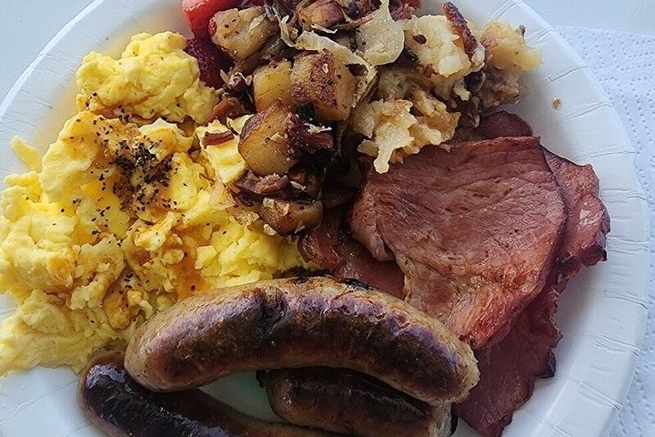 Missouri River BBQ Dinner Cruise with Laughing Sun Brewing Co