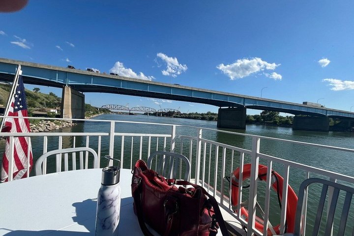 Missouri River Sunset Cruise Wednesday to Sunday