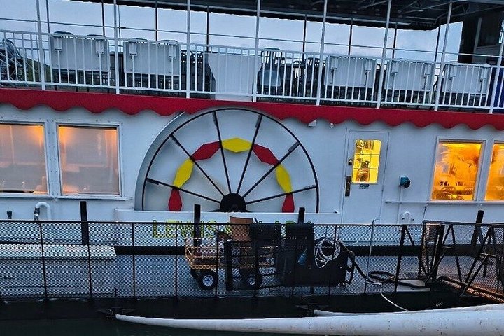 Missouri River Sunset Cruise Wednesday to Sunday