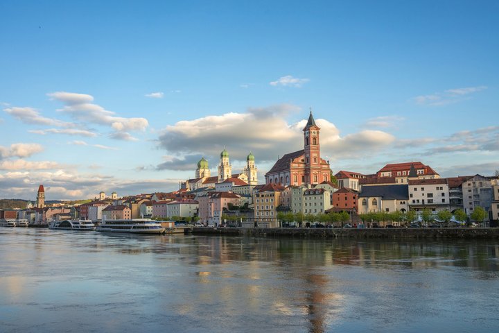 Digital city rally and scavenger hunt through Passau