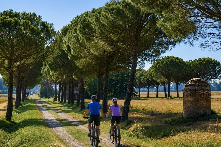 Argentario Orbetello and Porto Ercole Ebike tour Virtual guided