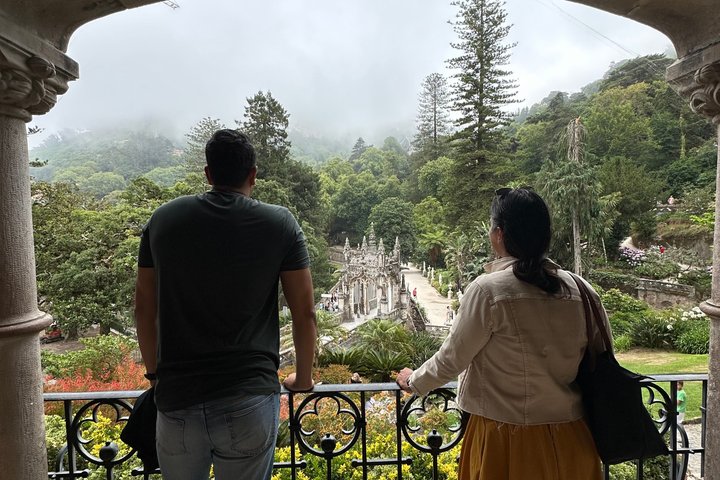Half-Day Sintra: Pena Palace & Regaleira Small-Group Tour