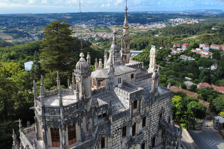 Half-Day Sintra: Pena Palace & Regaleira Small-Group Tour