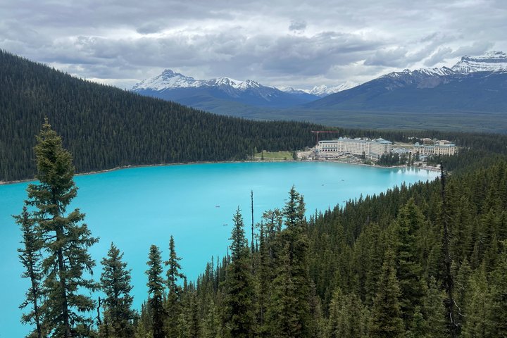 Lake Louise, Moraine Lake & Yoho Waterfalls from Golden BC Tour