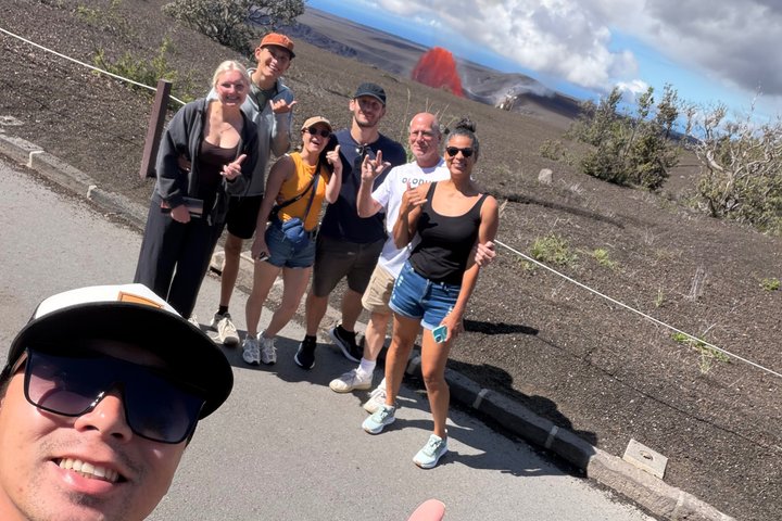 Big Island: Hawaii Volcanoes, Waterfalls and Hilo Adventure