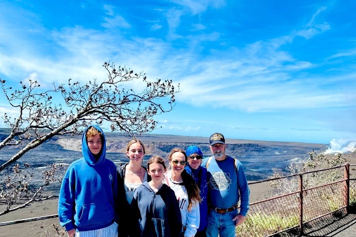 Big Island: Hawaii Volcanoes, Waterfalls and Hilo Adventure