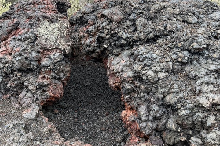 Big Island: Hawaii Volcanoes, Waterfalls and Hilo Adventure