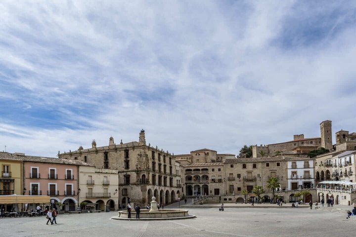Hello Trujillo: Private 2-Hour Intro City Walk with Local Guide