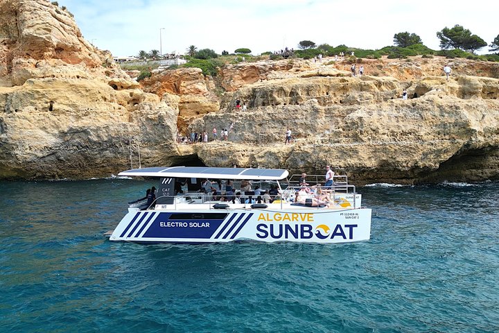 Portimão: Benagil Caves & Golden Coast Eco Catamaran Tour