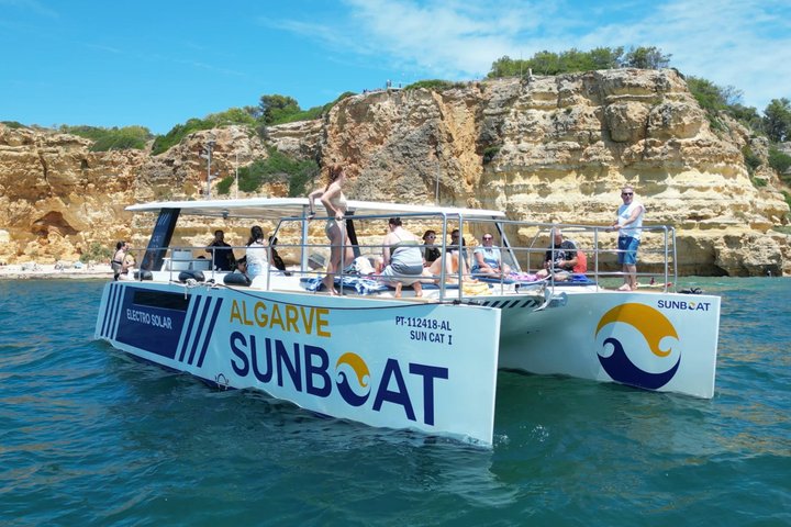 Portimão: Benagil Caves & Golden Coast Eco Catamaran Tour