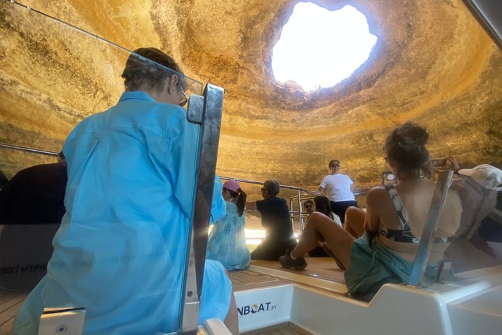 Portimão: Benagil Caves & Golden Coast Eco Catamaran Tour