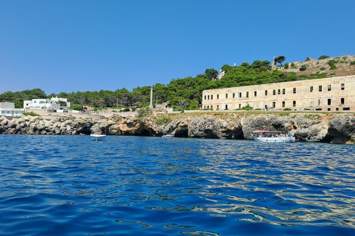 Private 3-hour boat tour to SANTA MARIA DI LEUCA