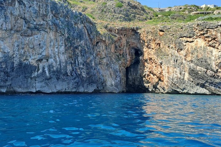 Private 3-hour boat tour to SANTA MARIA DI LEUCA