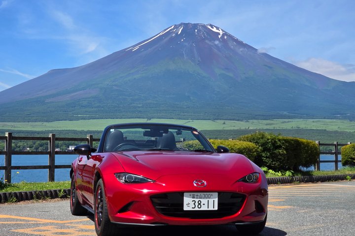 Self-Drive Open-Top Roadster Rental Experience around Mt. Fuji