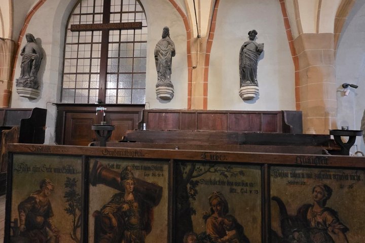 Private Day Trip from Bucharest: Dracula’s Castle, Peles & Brasov