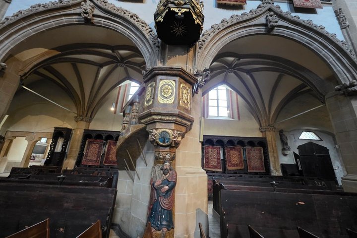 Private Day Trip from Bucharest: Dracula’s Castle, Peles & Brasov