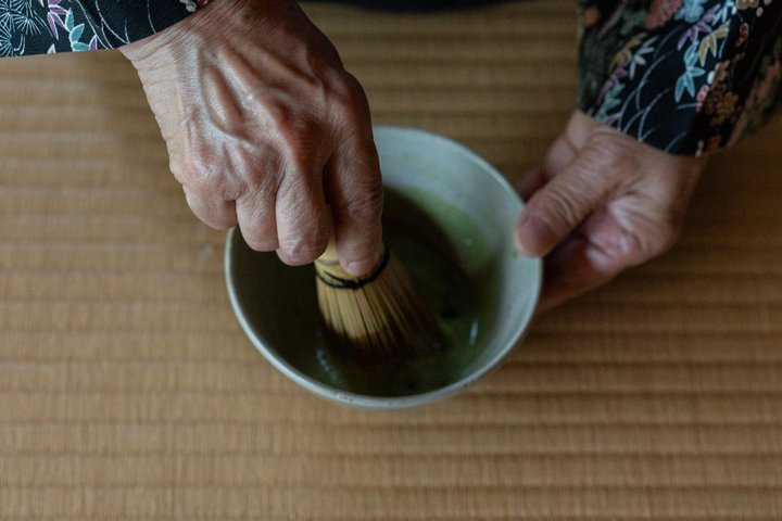 Tea Ceremony and Matsue Castle With Local and Audio Guide