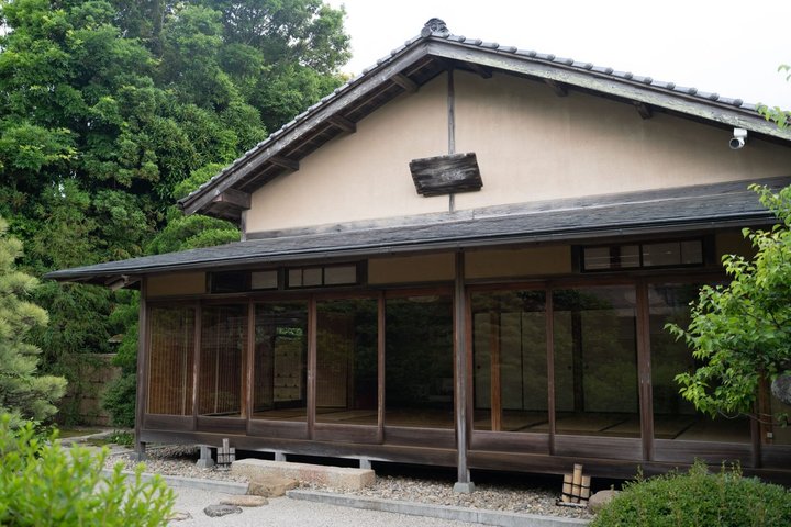 Tea Ceremony and Matsue Castle With Local and Audio Guide