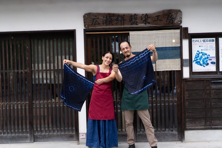 Indigo Dyeing and Matsue Castle With Local and Audio Guide