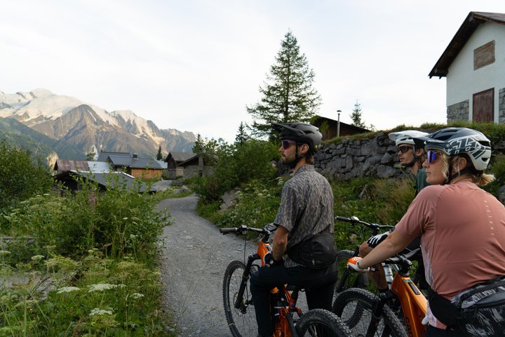 Viewpoints of the Chamonix glaciers: ebike tour (inter)
