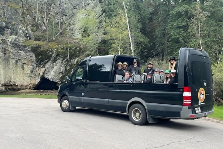 Private Ultimate Open-Top Bison Safari in Custer State Park