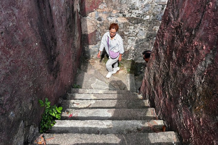 3 Days 2 Nights Dien Bien Phu Battlefields and Jeep Adventure
