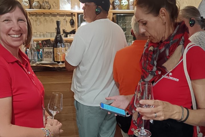 Bulgarian Wine Tasting Experience in Veliko Tarnovo