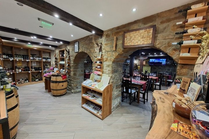 Bulgarian Wine Tasting Experience in Veliko Tarnovo