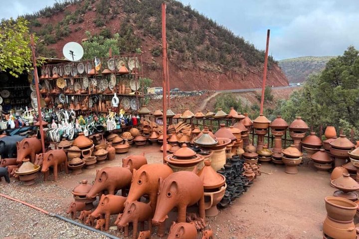 Atlas Mountains Tour and Paradise Valley with Berber Breakfast