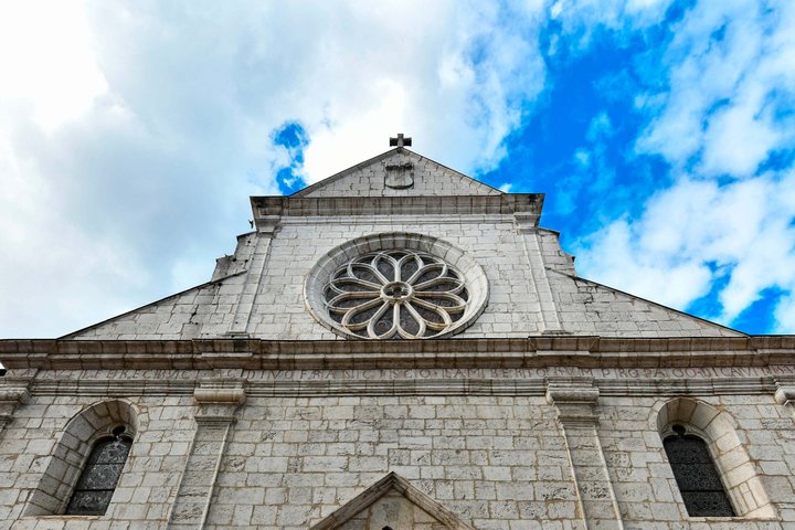 Annecy Walking Tour with Audioguide on your Smartphone