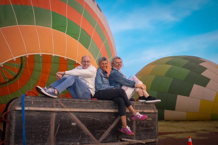 Balloon Flight + Breakfast in a cave + Pick up CDMX + Pyramids