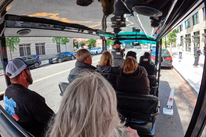 Washington DC's Monuments & US History Guided E-Cart Tour